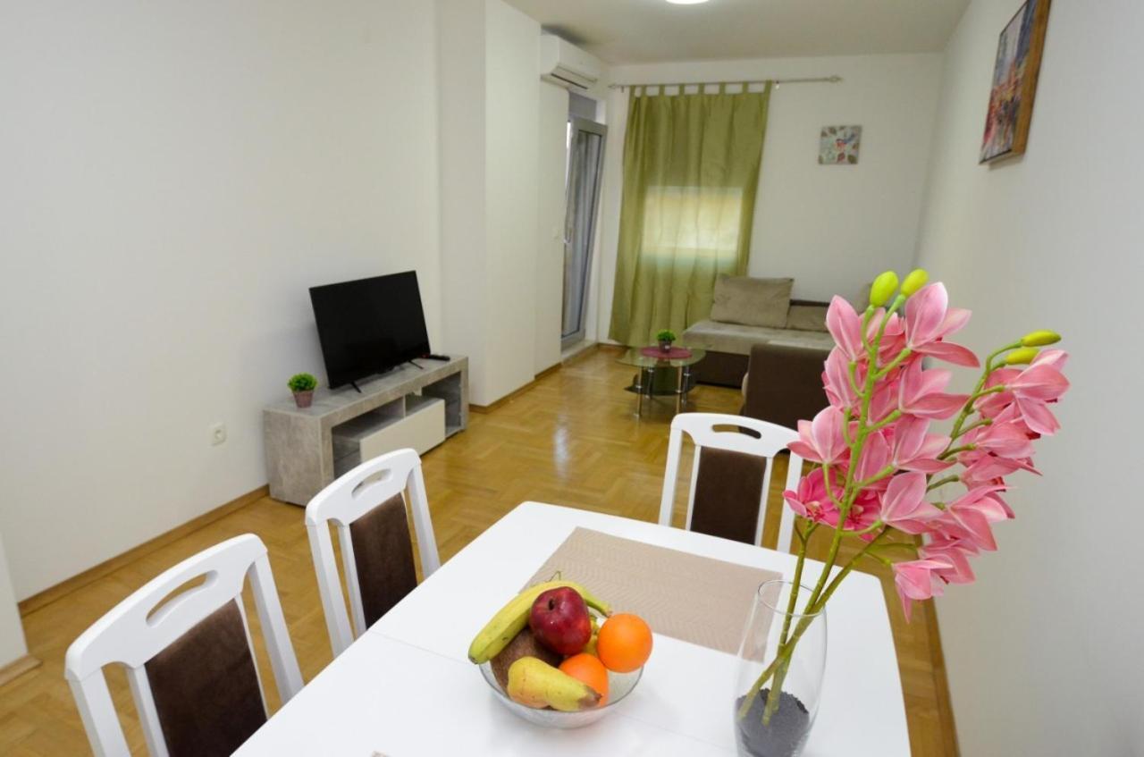 City Center Kotor - Garage Parking Included 외부 사진