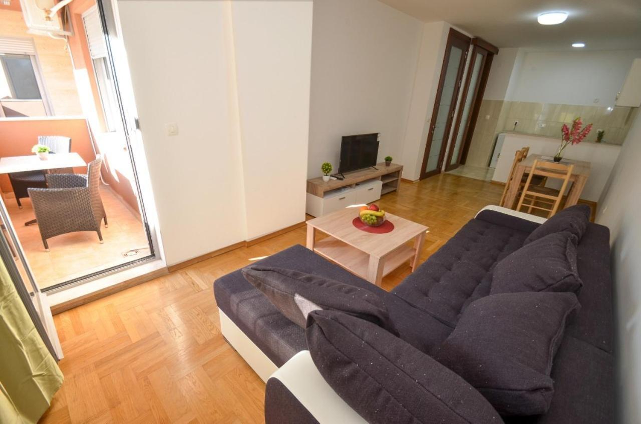 City Center Kotor - Garage Parking Included 외부 사진