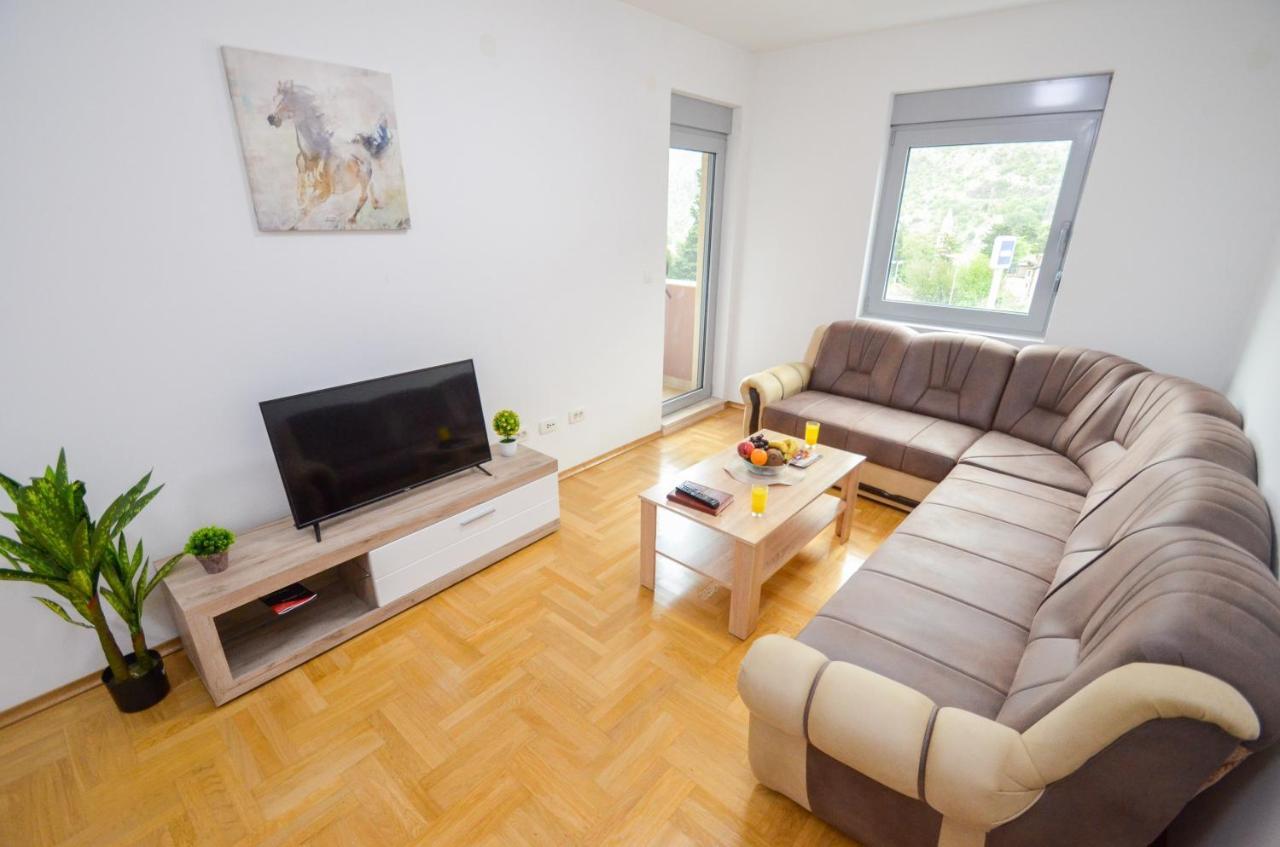 City Center Kotor - Garage Parking Included 외부 사진