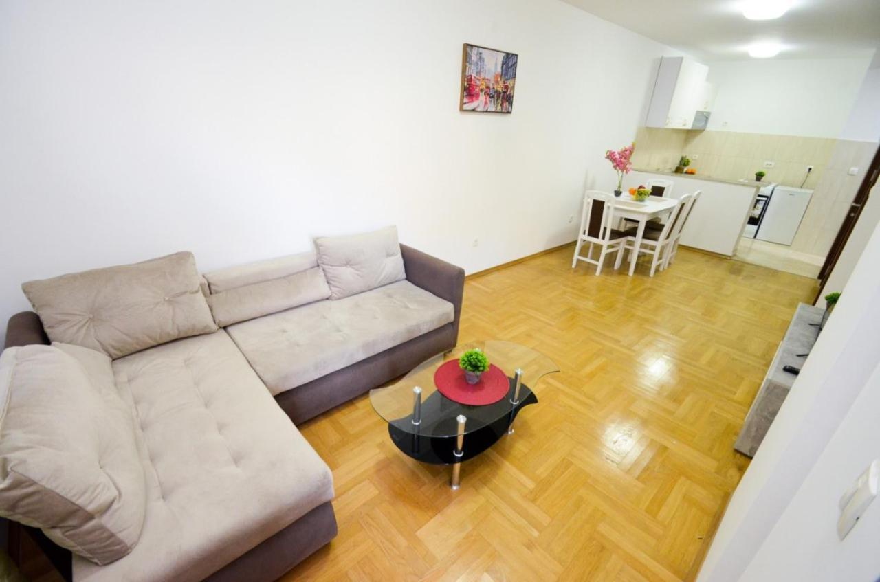 City Center Kotor - Garage Parking Included 외부 사진