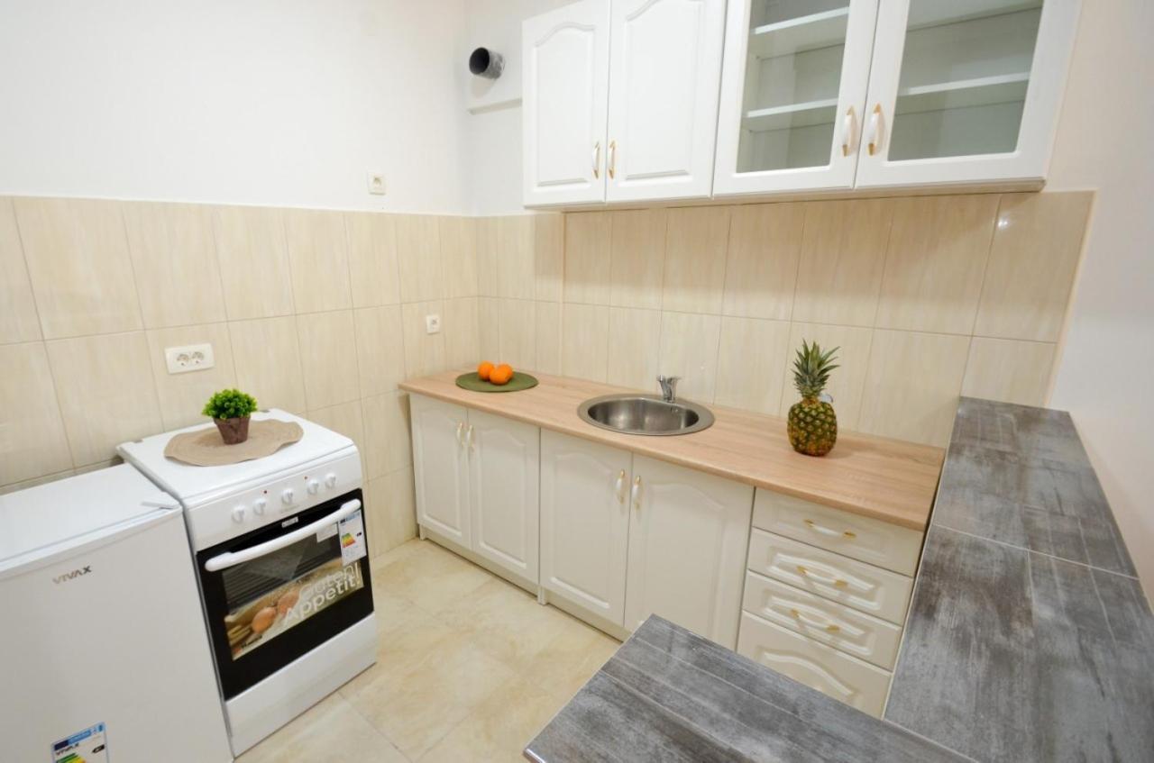 City Center Kotor - Garage Parking Included 외부 사진